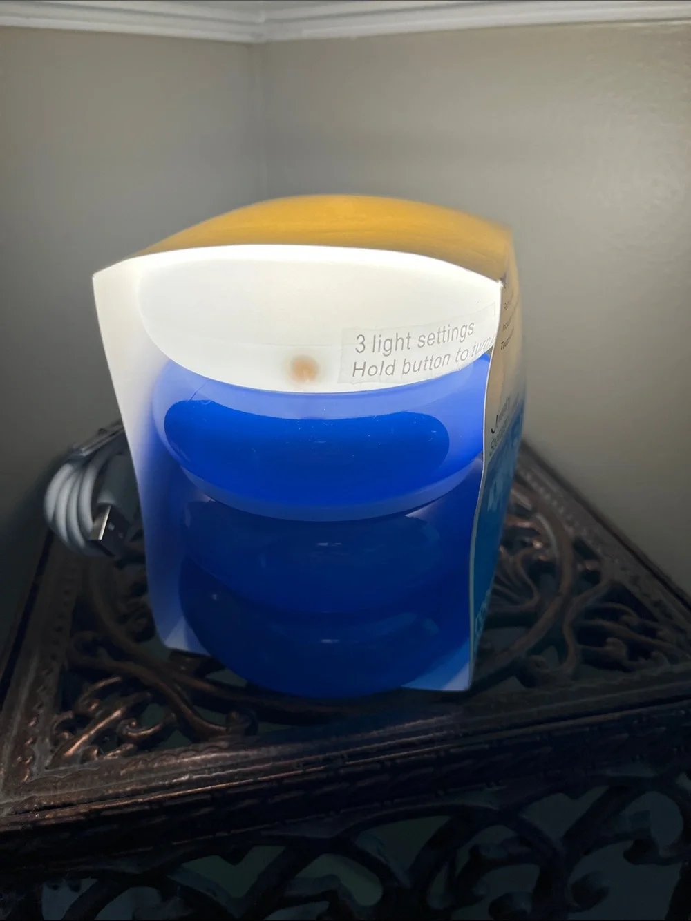 BLUE Room Essentials LED Jewelry Storage Lamp 3 Settings - Rechargeable NWT